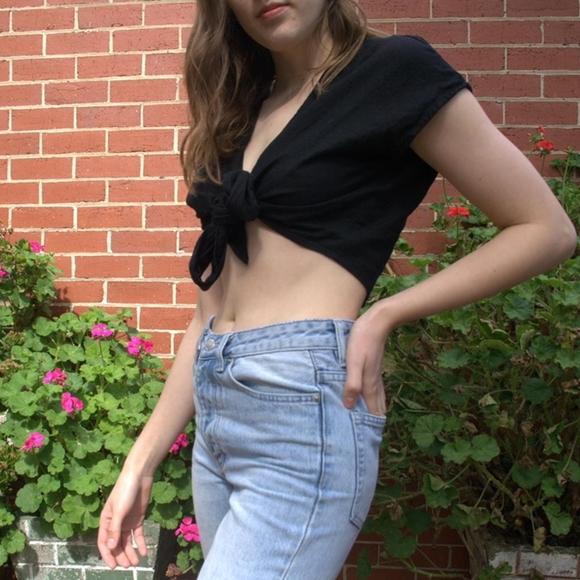 Glassons Tops - GLASSONS Linen blend Black Wrap Tie Front Crop Top